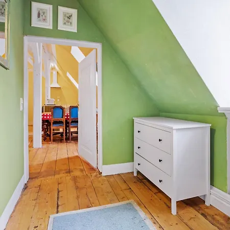 Landferienwohnung Im Gutshaus Ofc 28 Apartment *