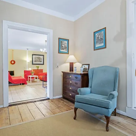 Landferienwohnung Im Gutshaus Ofc 28 * Rostock