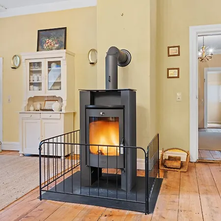 Landferienwohnung Im Gutshaus Ofc 28 Apartamento